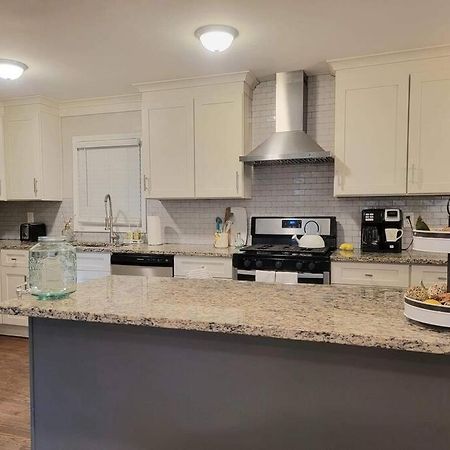 Refreshed!! Private 4Brms 2 Bath - 2 King Beds!! Smyrna Exterior foto