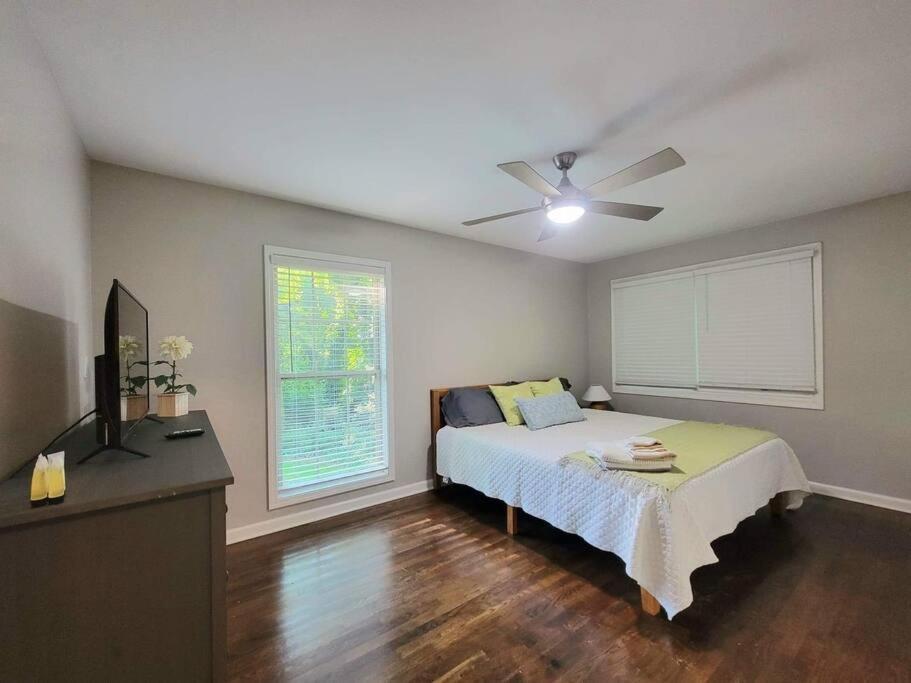 Refreshed!! Private 4Brms 2 Bath - 2 King Beds!! Smyrna Exterior foto