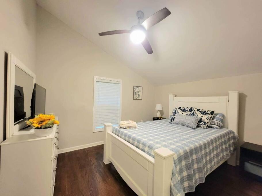 Refreshed!! Private 4Brms 2 Bath - 2 King Beds!! Smyrna Exterior foto